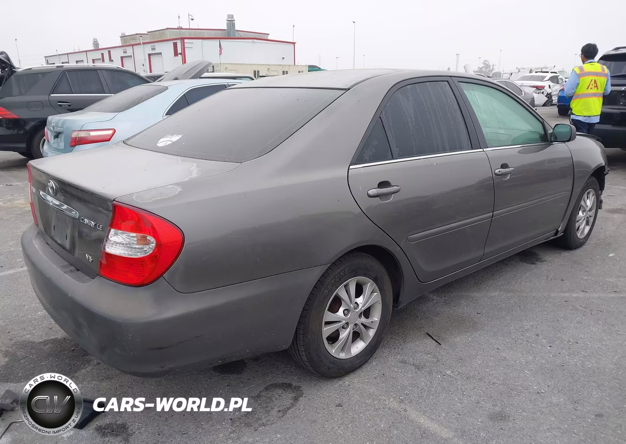 2004 Toyota Camry Le V6 VIN:4T1BF32K64U588794 - 4