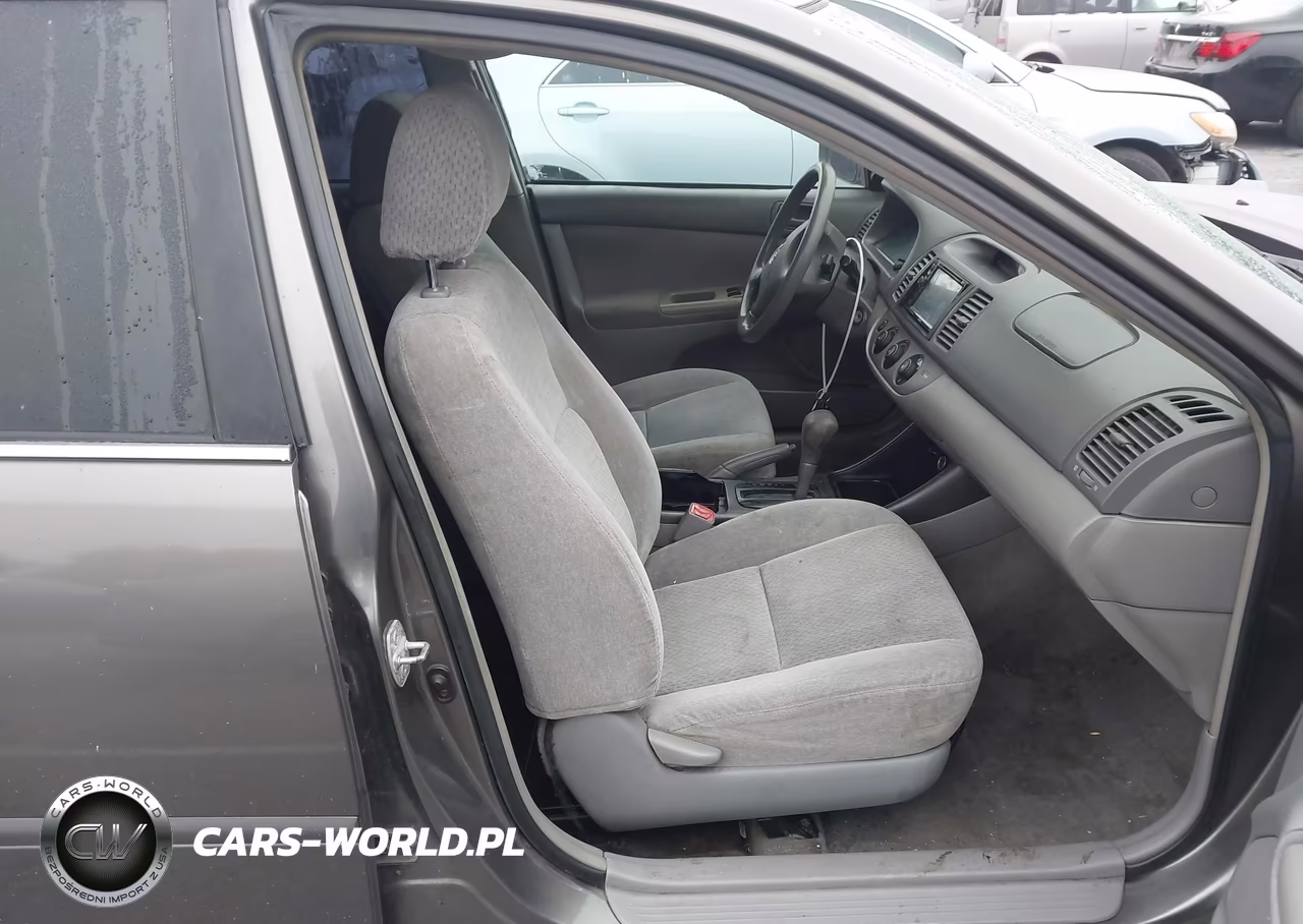 2004 Toyota Camry Le V6 VIN:4T1BF32K64U588794 - 5