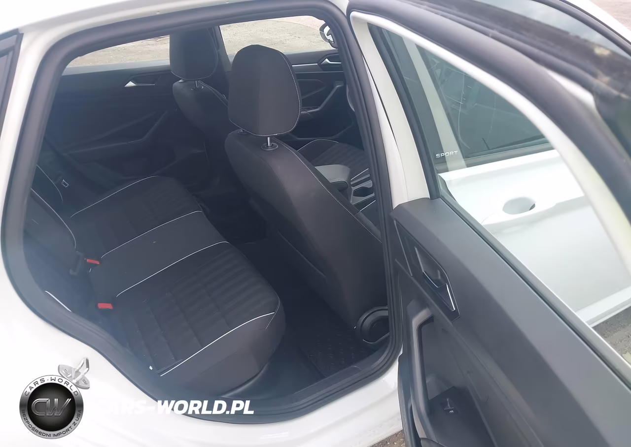 2024 Volkswagen Jetta 1.5T Sport VIN:3VWBM7BU4RM038313 - 8