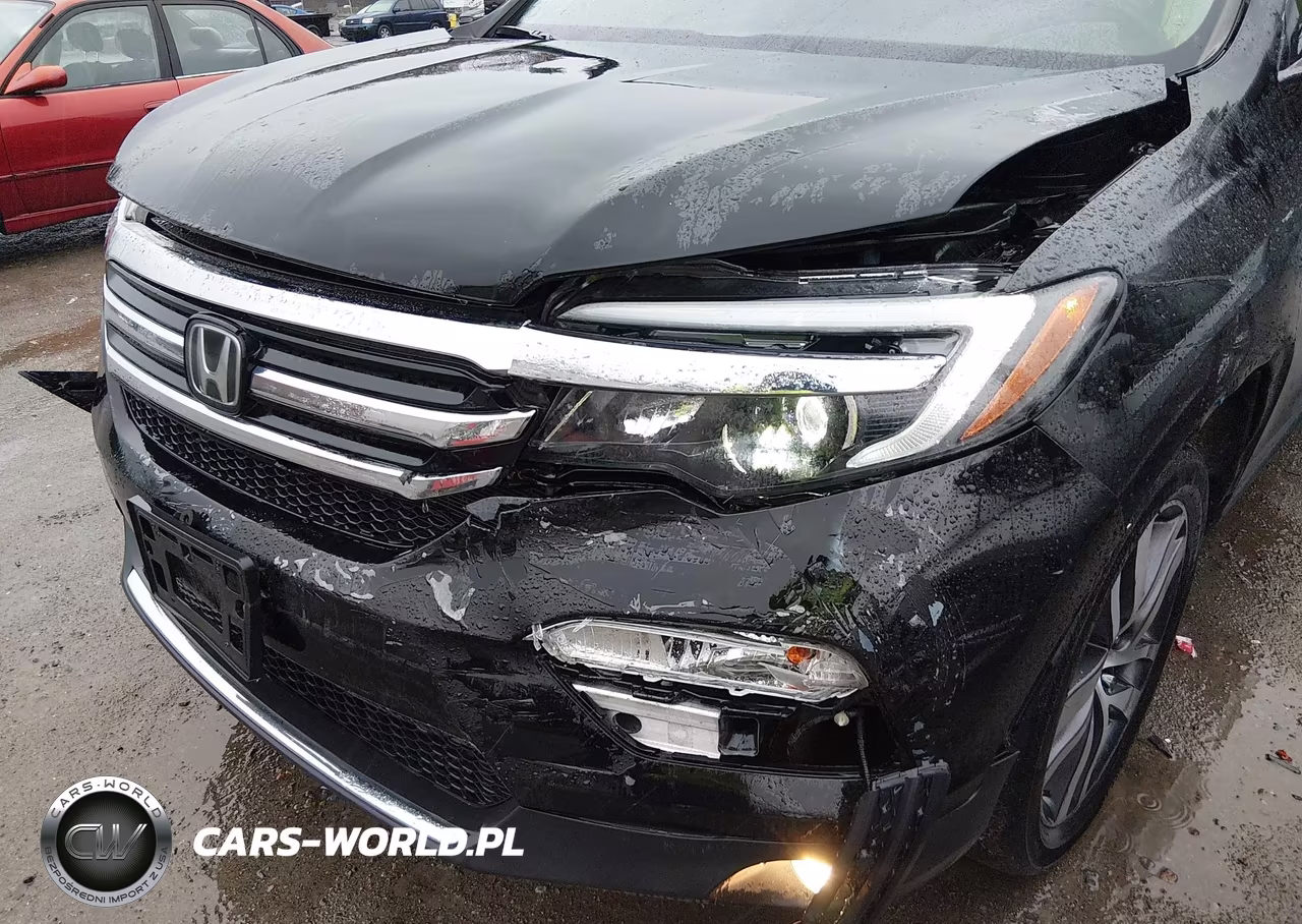 2017 Honda Pilot Elite VIN:5FNYF6H09HB064611 - 6