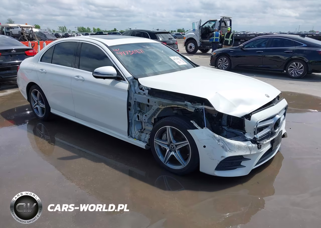 2019 Mercedes-Benz E 300