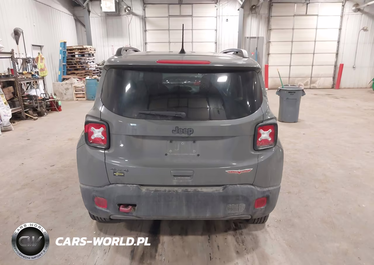 2022 Jeep Renegade Trailhawk 4X4 VIN:ZACNJDC17NPN79873 - 16