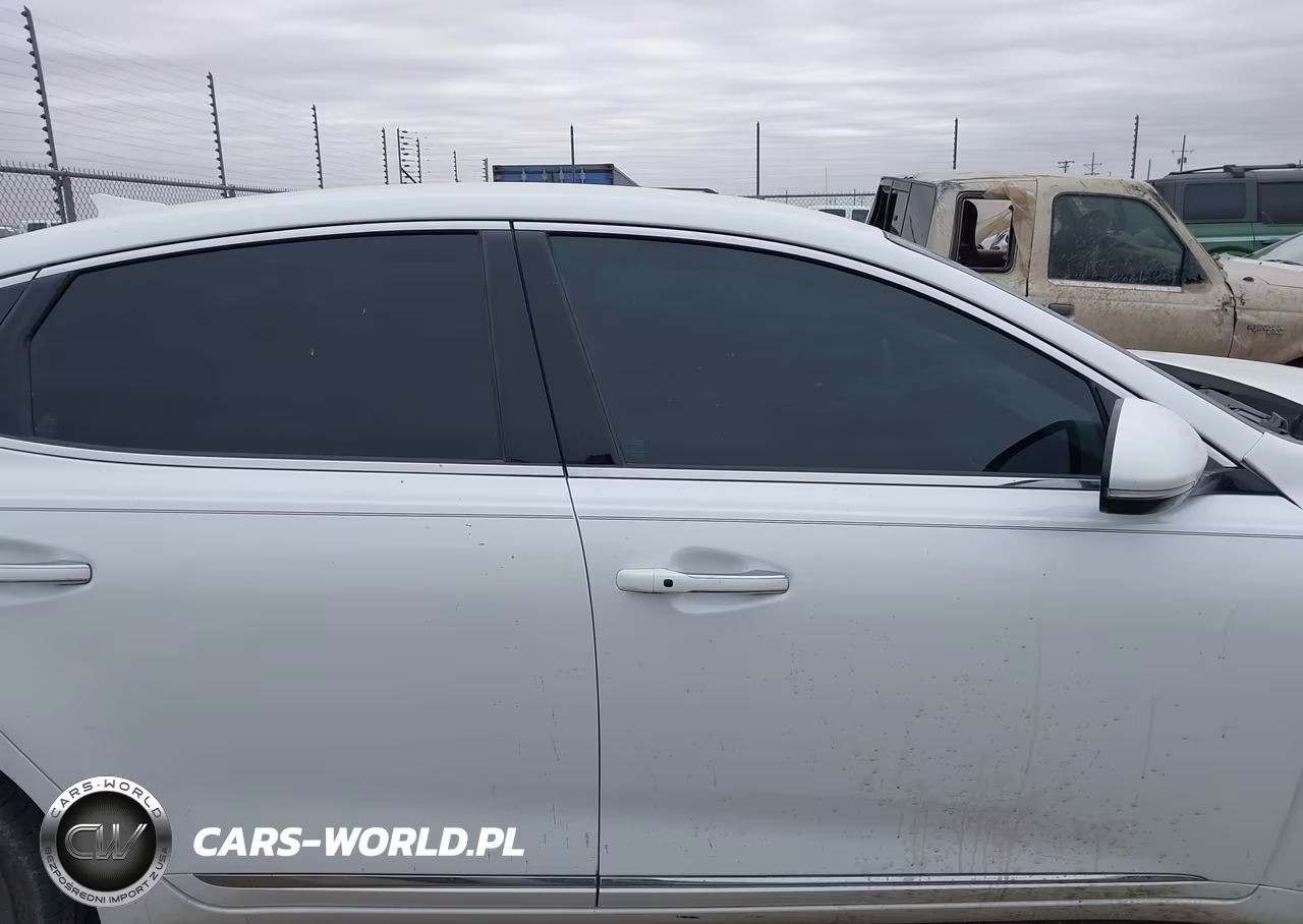 2018 Kia Cadenza Premium VIN:KNALB4J10J5103992 - 14