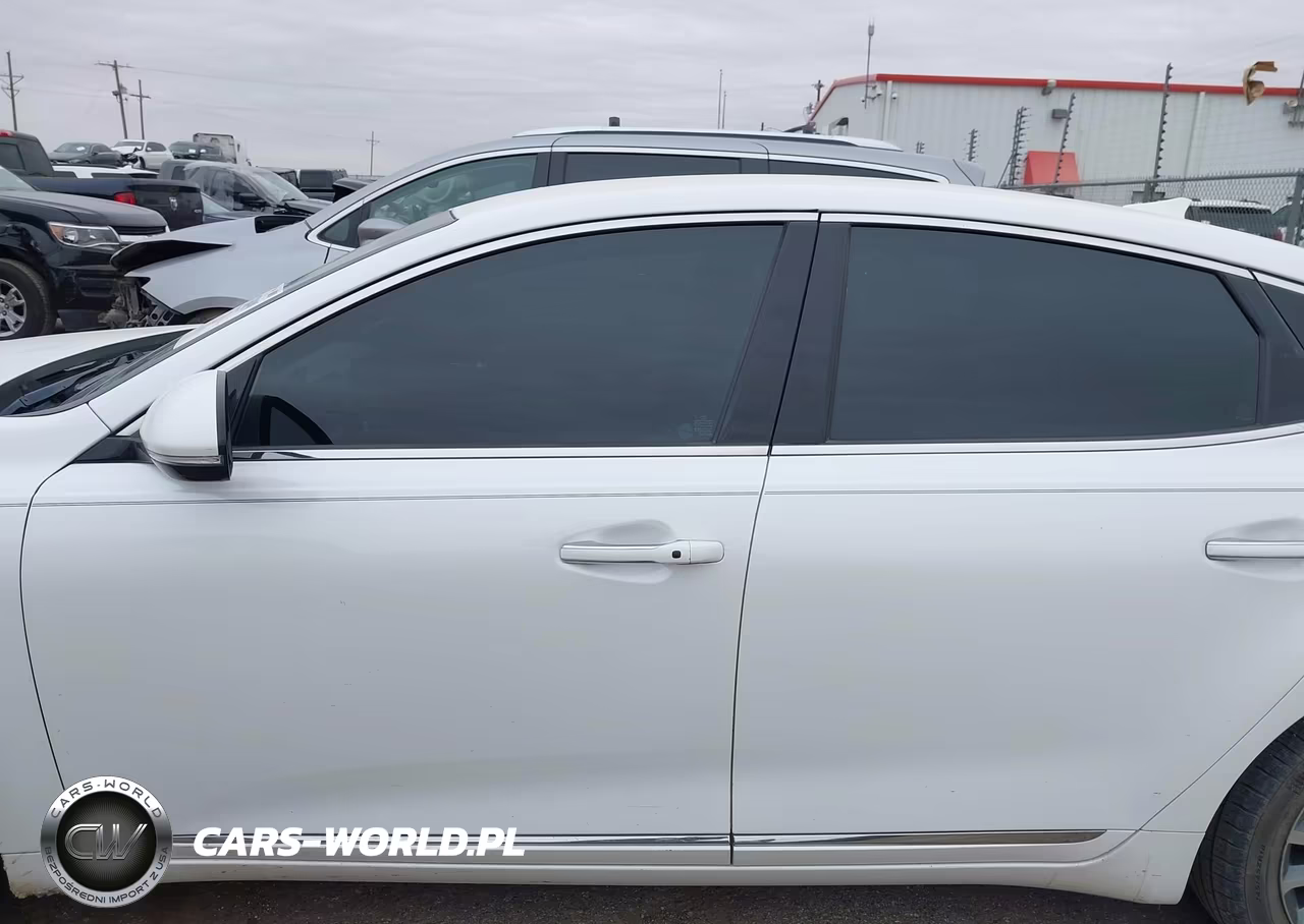 2018 Kia Cadenza Premium VIN:KNALB4J10J5103992 - 15