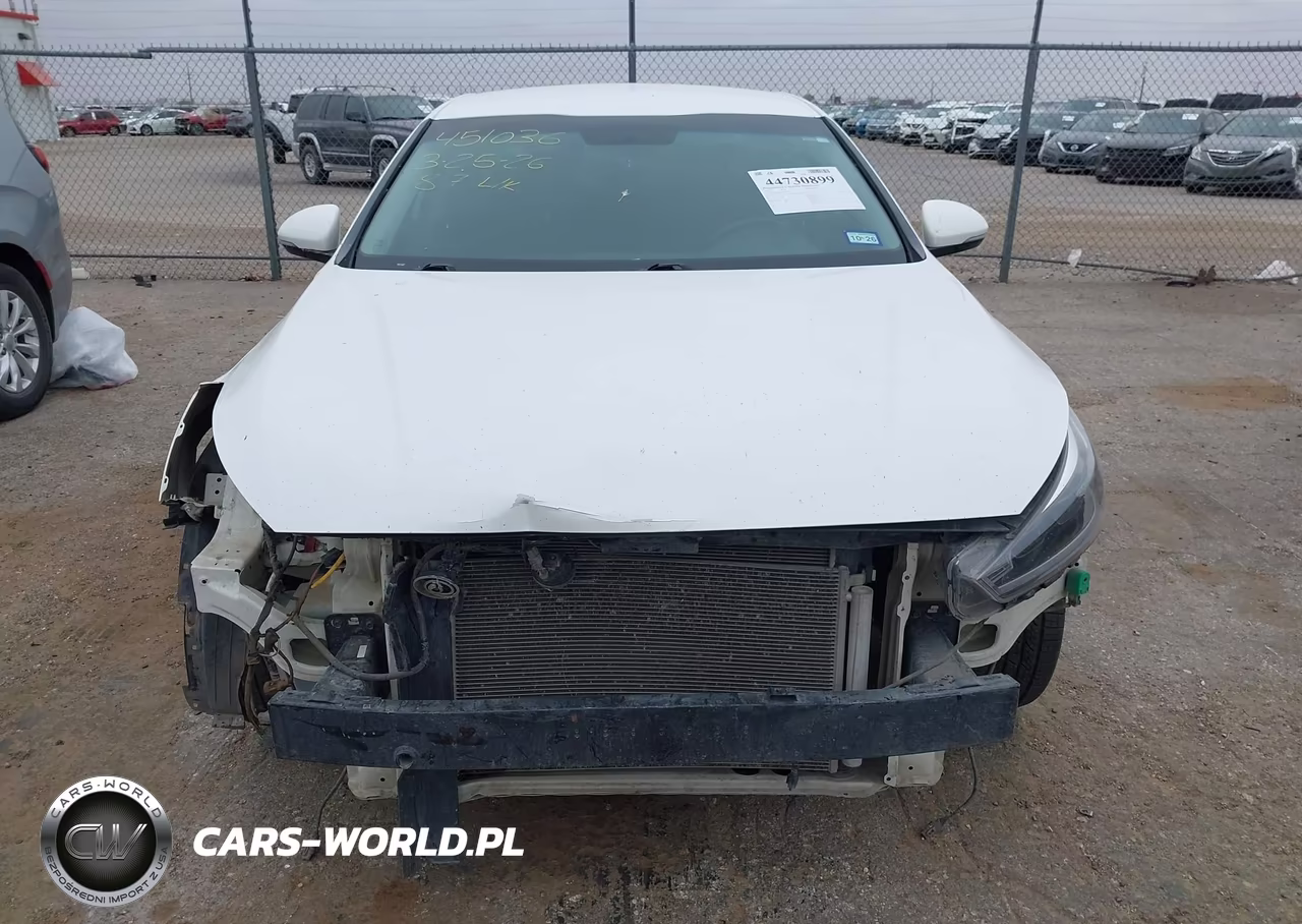 2018 Kia Cadenza Premium VIN:KNALB4J10J5103992 - 6