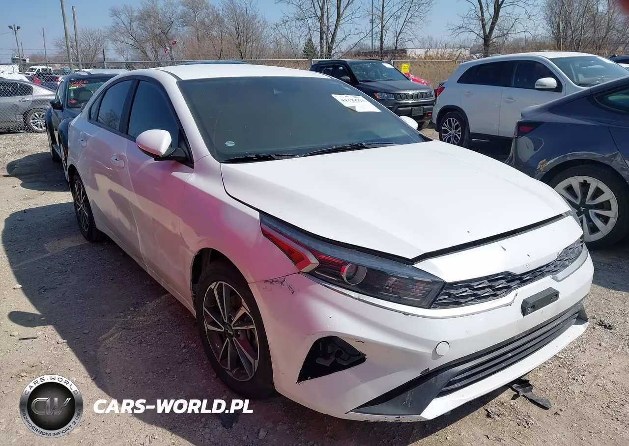 2023 Kia Forte Lxs – zdjęcie 1 z 11