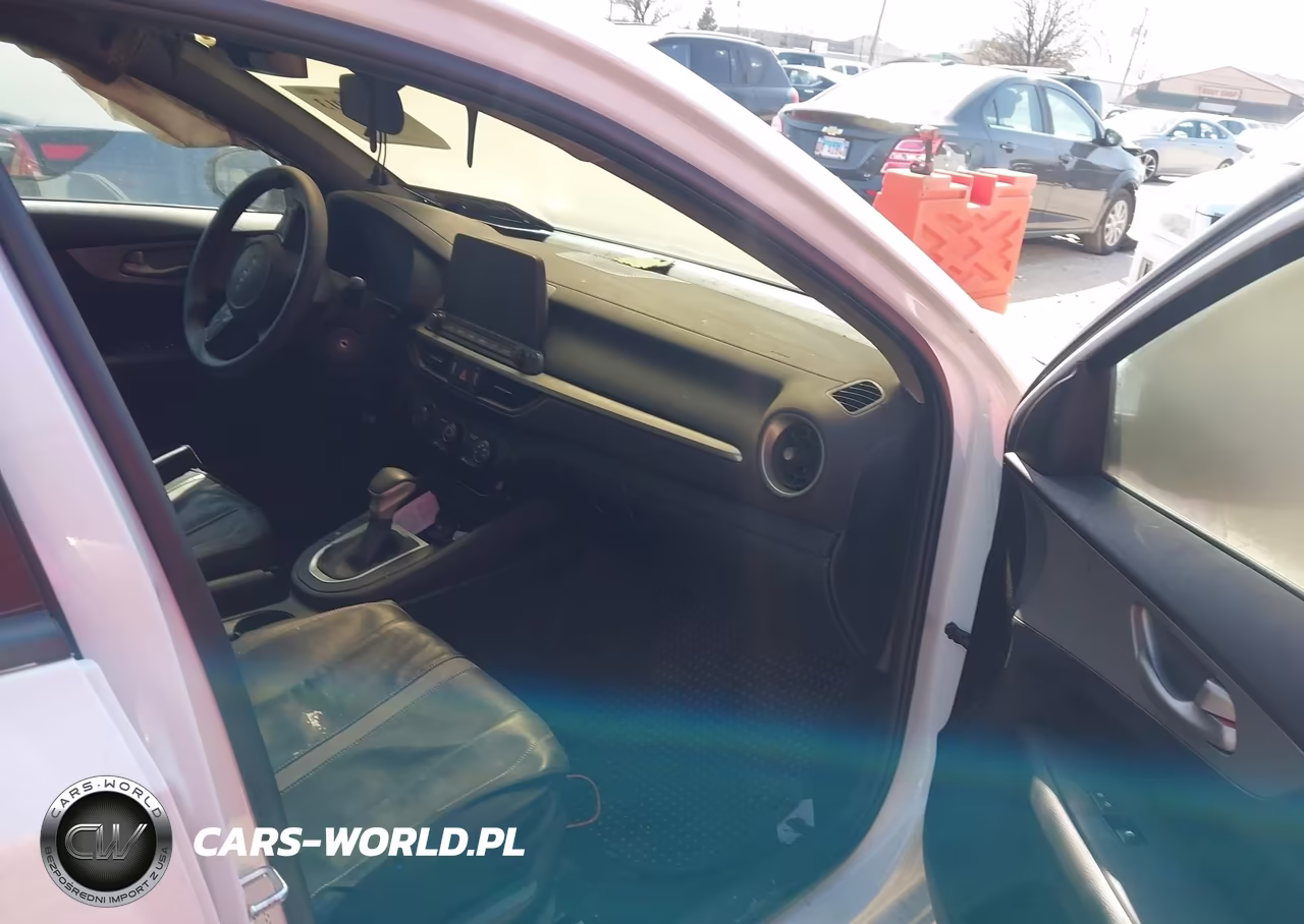 2023 Kia Forte Lxs VIN:3KPF24AD7PE544848 - 5