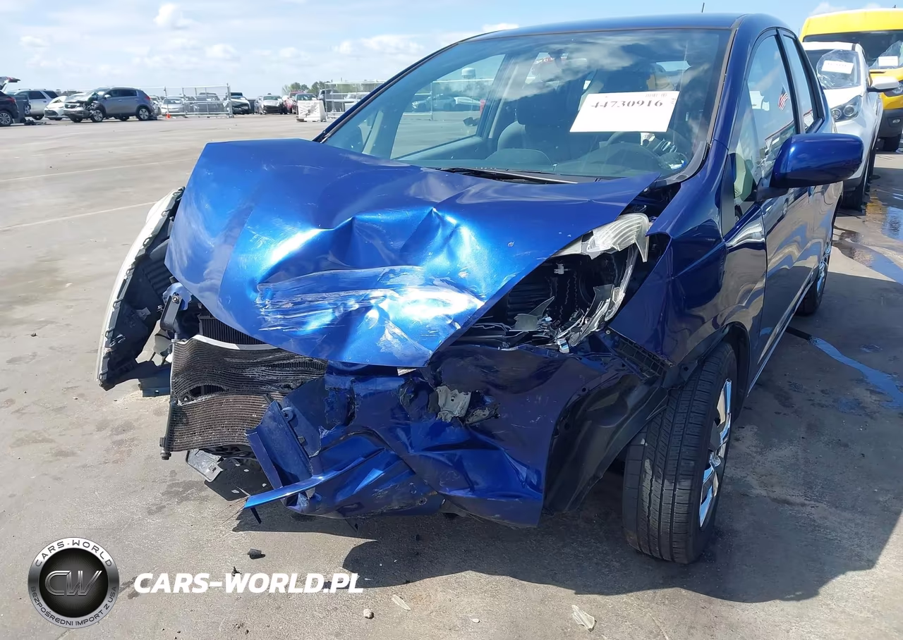 2013 Honda Fit VIN:JHMGE8H35DC083134 - 6