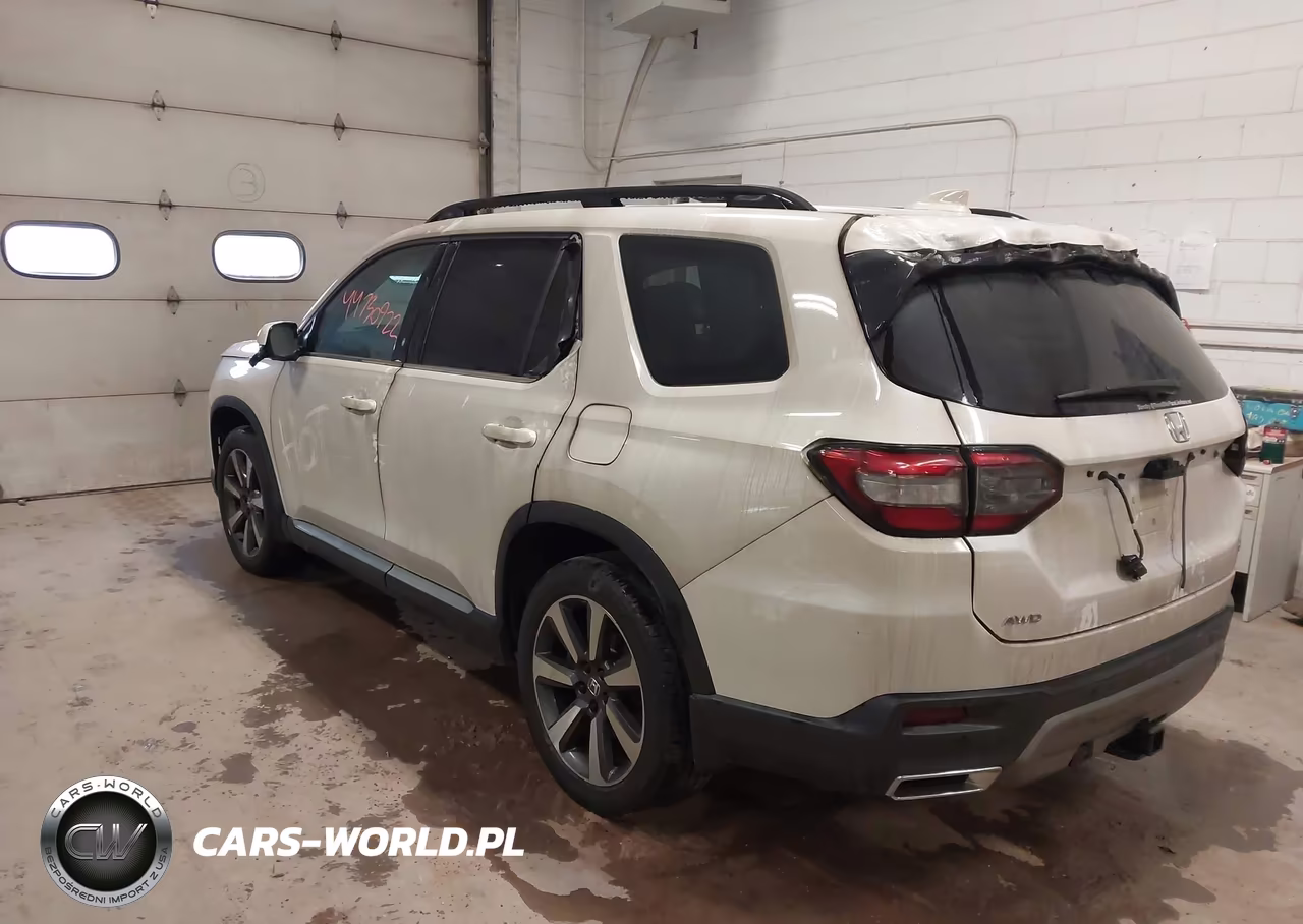 2025 Honda Pilot Elite VIN:5FNYG1H81SB058203 - 3