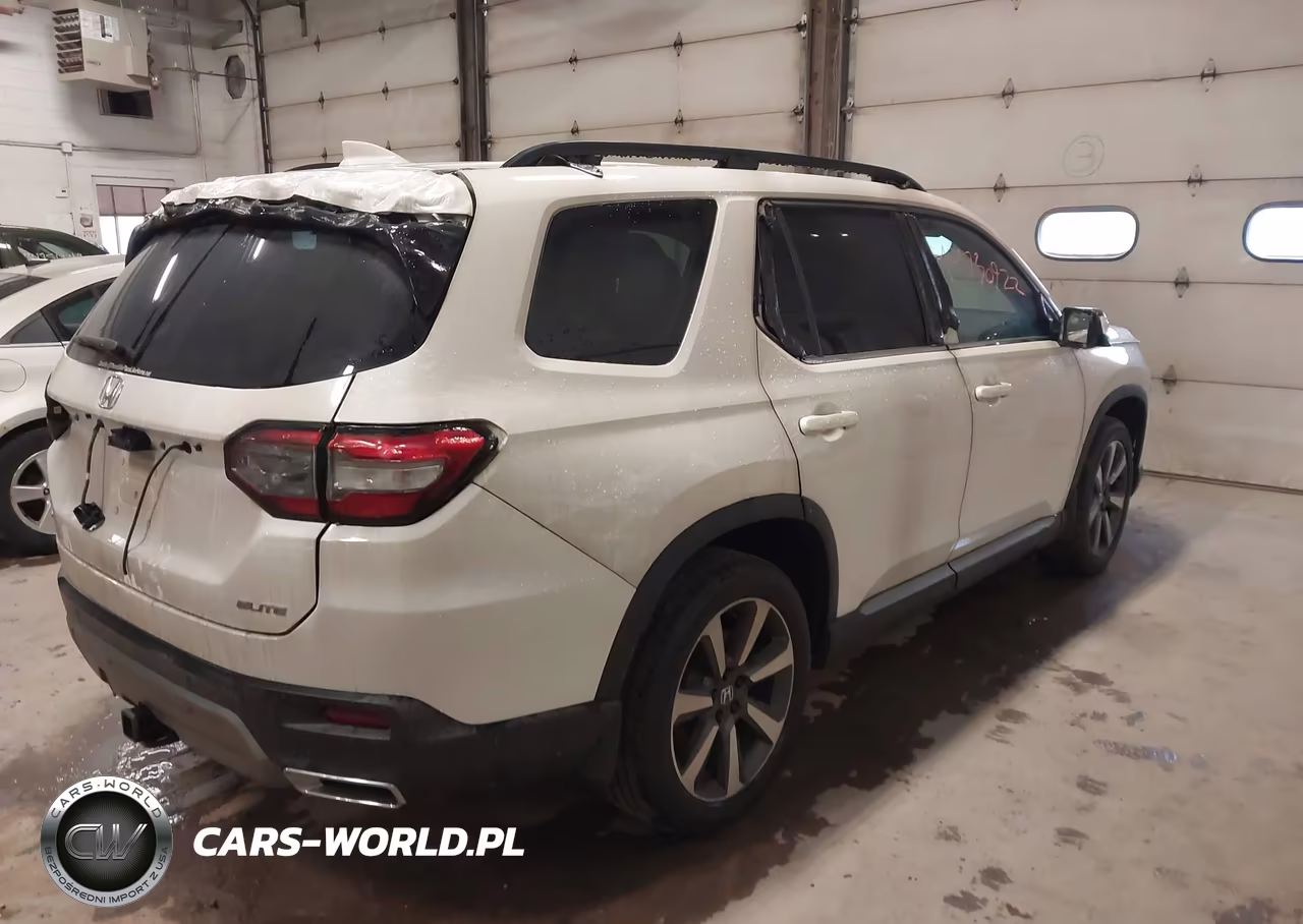 2025 Honda Pilot Elite VIN:5FNYG1H81SB058203 - 4