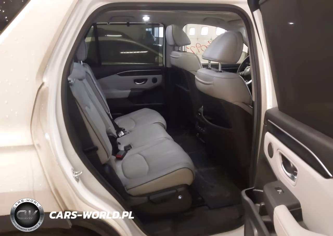 2025 Honda Pilot Elite VIN:5FNYG1H81SB058203 - 8