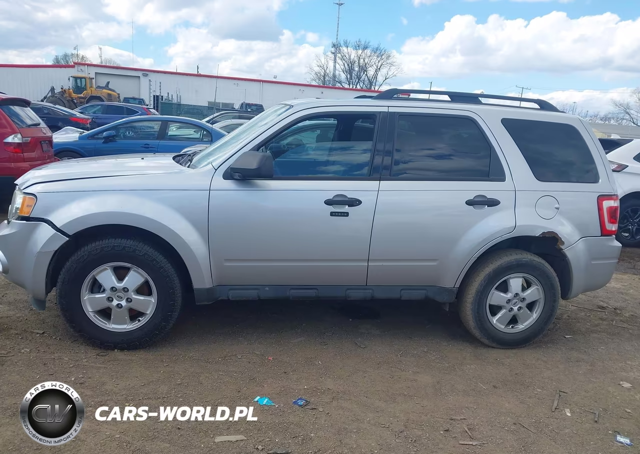 2011 Ford Escape Xlt VIN:1FMCU0DG6BKB72075 - 14