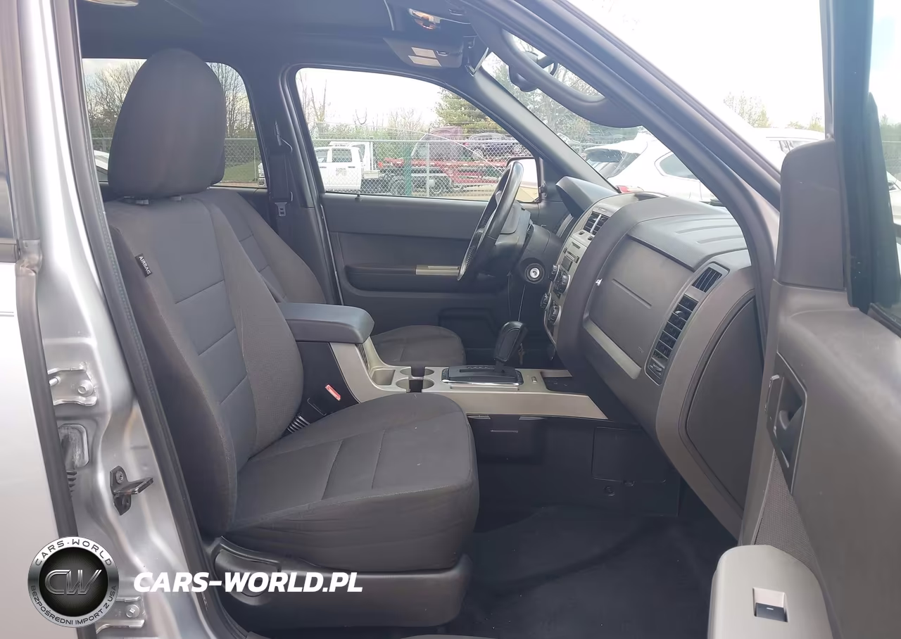2011 Ford Escape Xlt VIN:1FMCU0DG6BKB72075 - 5
