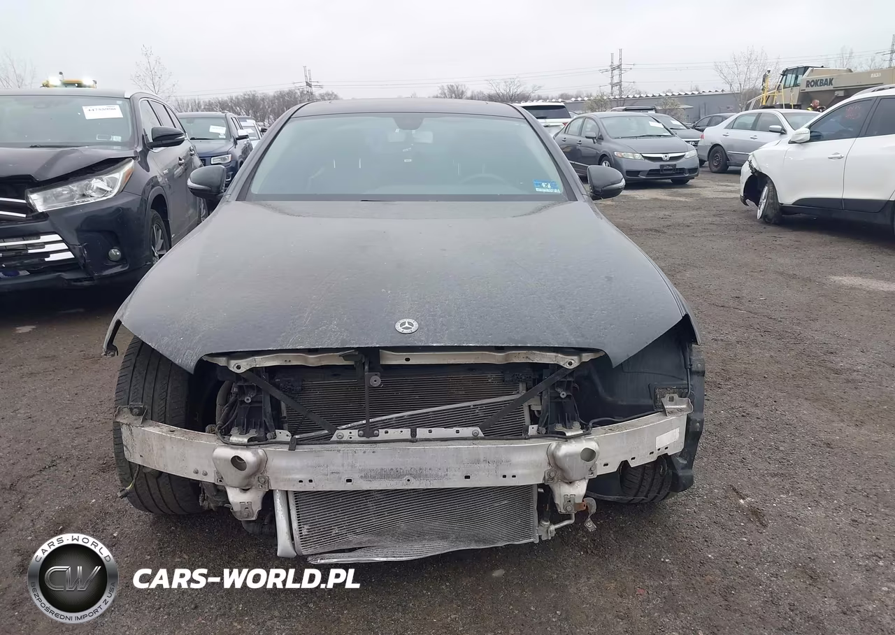 2018 Mercedes-Benz E 300 4Matic VIN:WDDZF4KBXJA370790 - 12