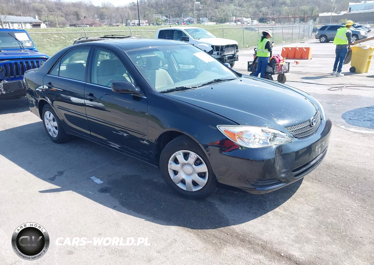 2003 Toyota Camry Le