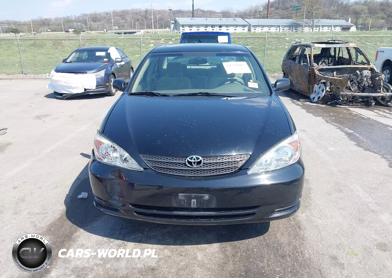 2003 Toyota Camry Le VIN:4T1BE32K43U127515 - 12