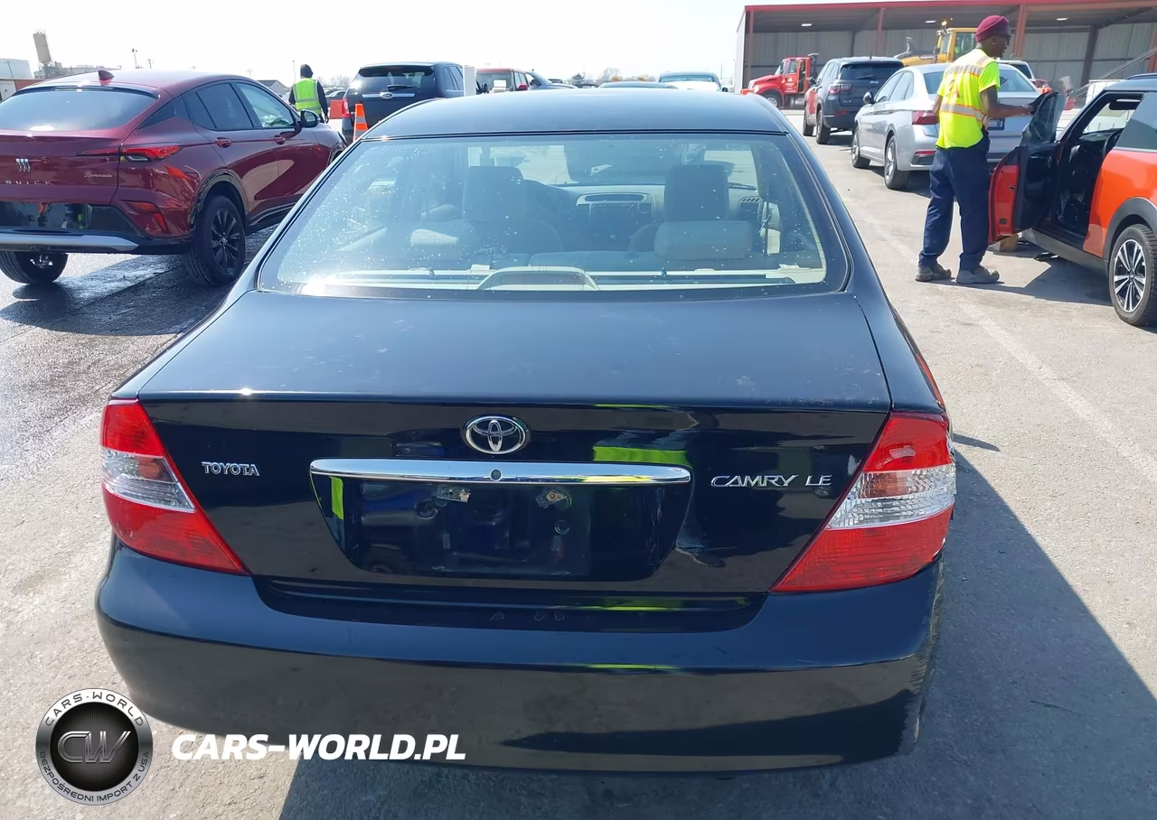 2003 Toyota Camry Le VIN:4T1BE32K43U127515 - 16