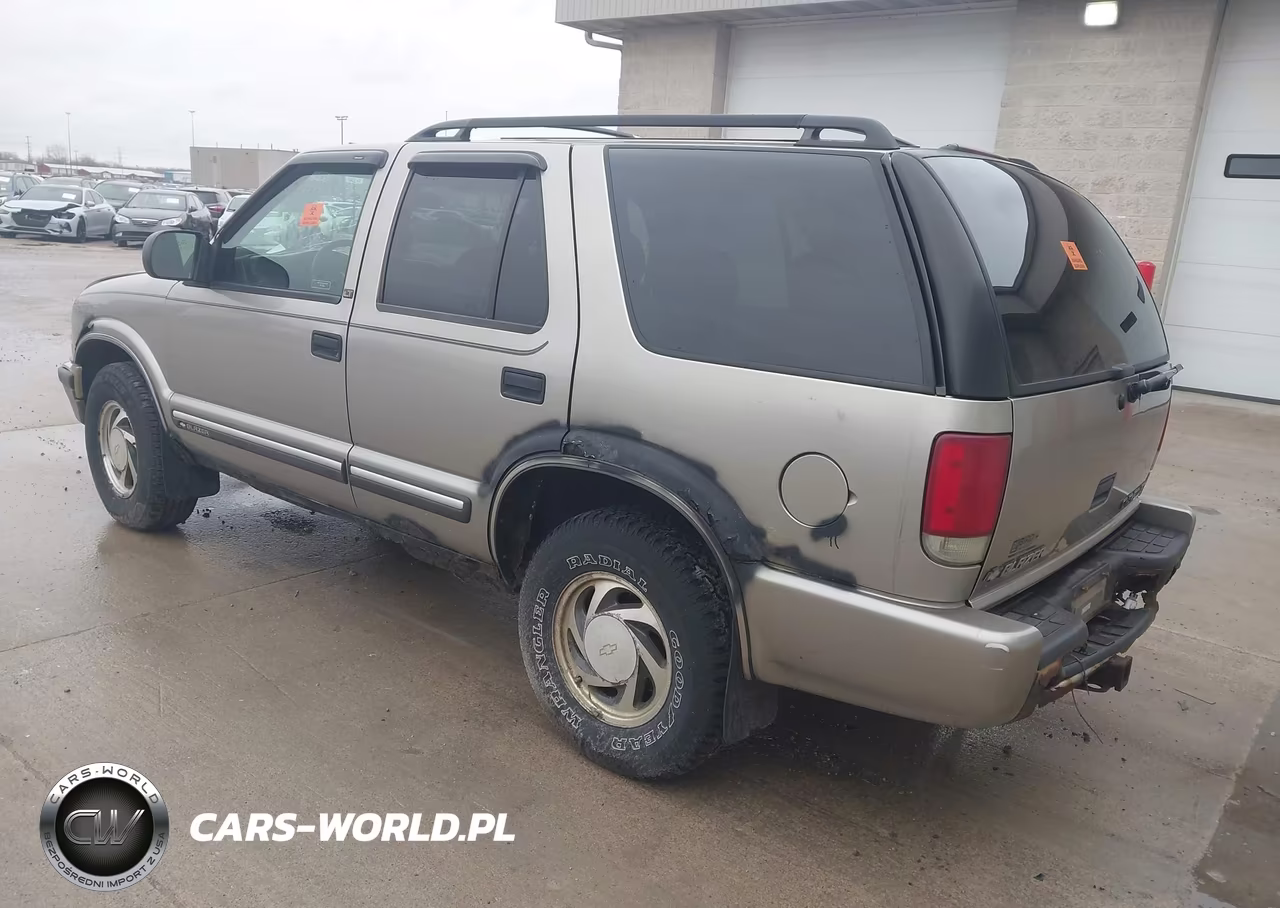 2000 Chevrolet Blazer VIN:1GNDT13W2Y2185674 - 3