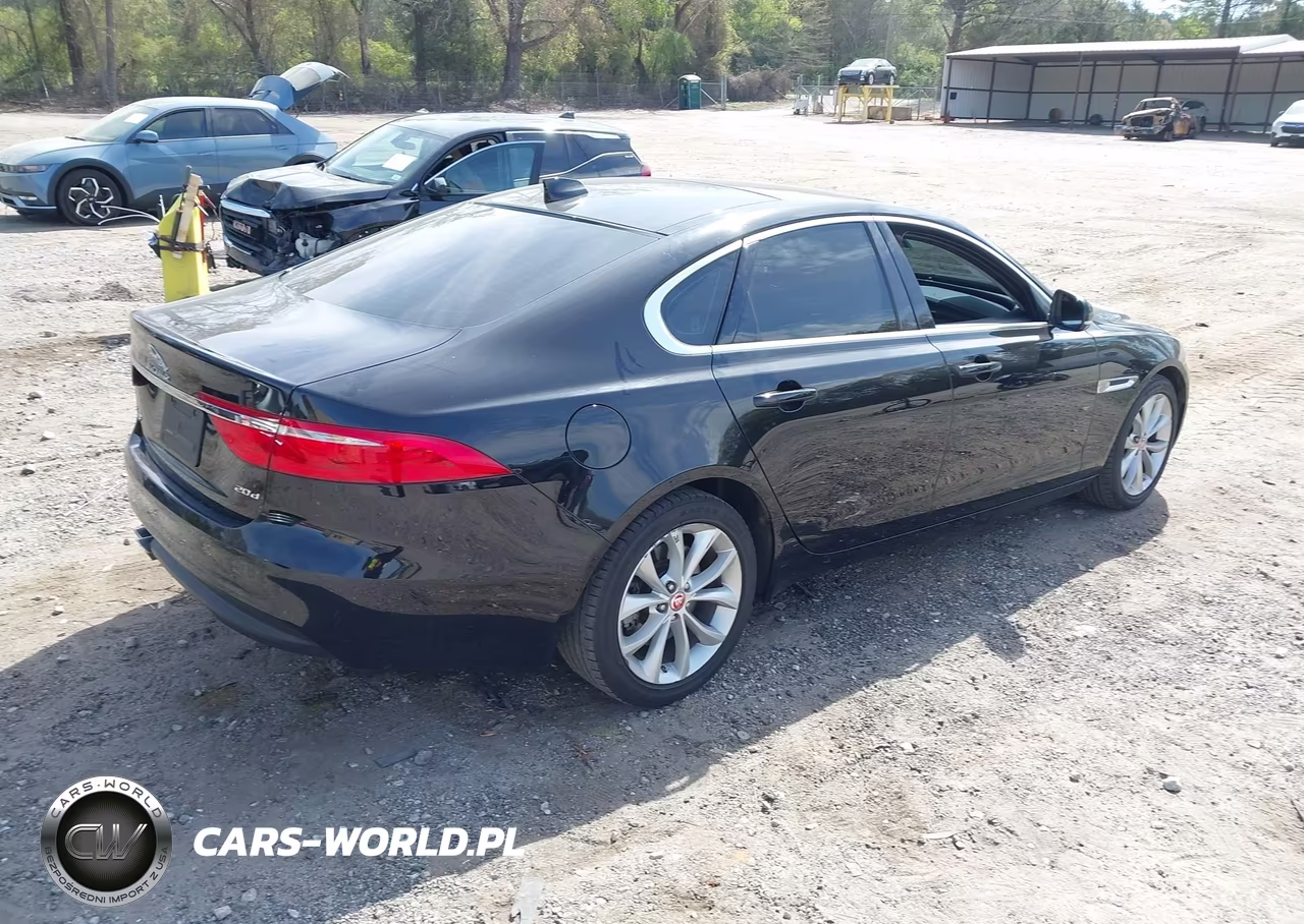 2017 Jaguar Xf 20D Premium VIN:SAJBD4BN7HCY32749 - 4