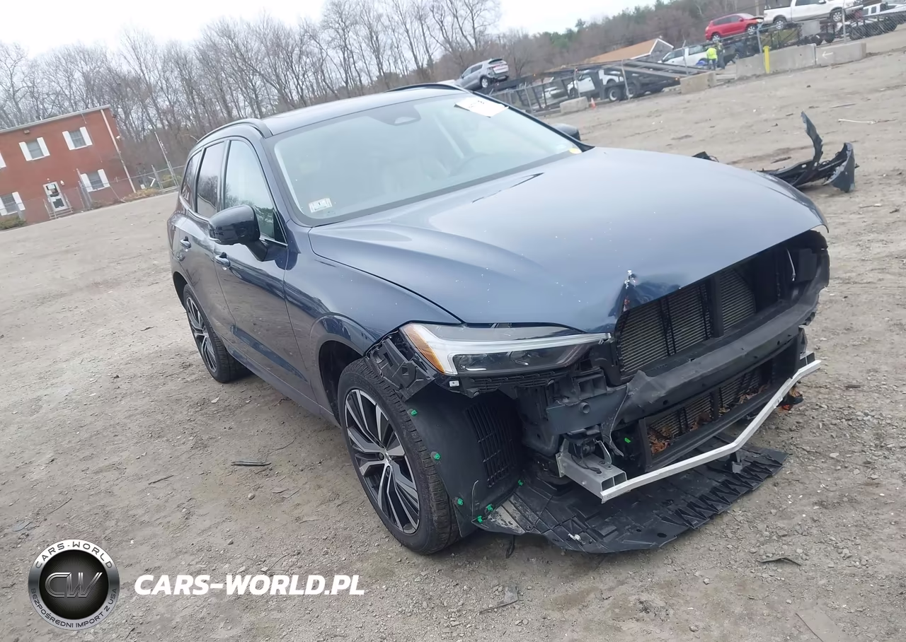 2024 Volvo Xc60 B5 Plus Dark Theme