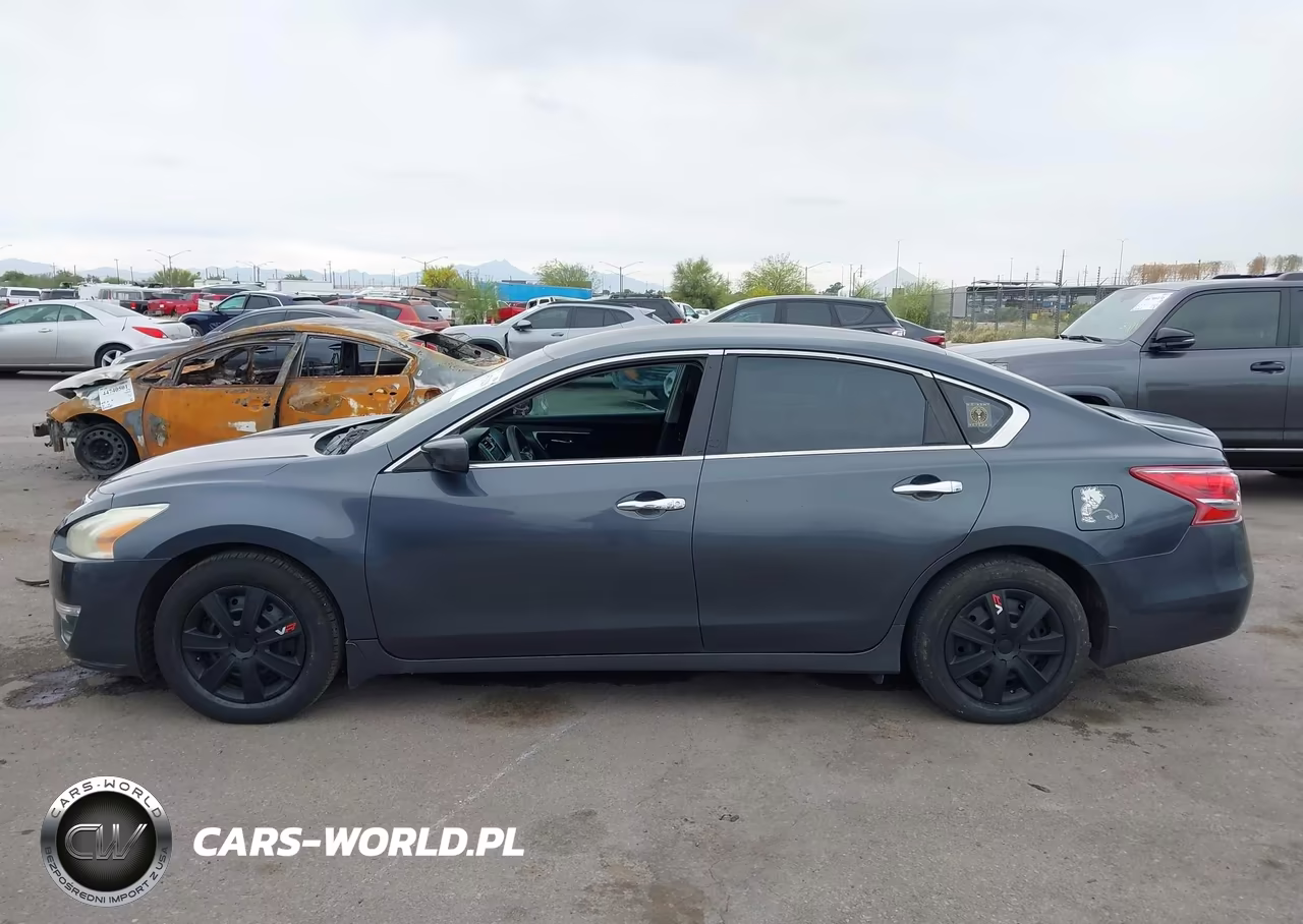 2013 Nissan Altima 2.5 S VIN:1N4AL3AP7DN494834 - 14