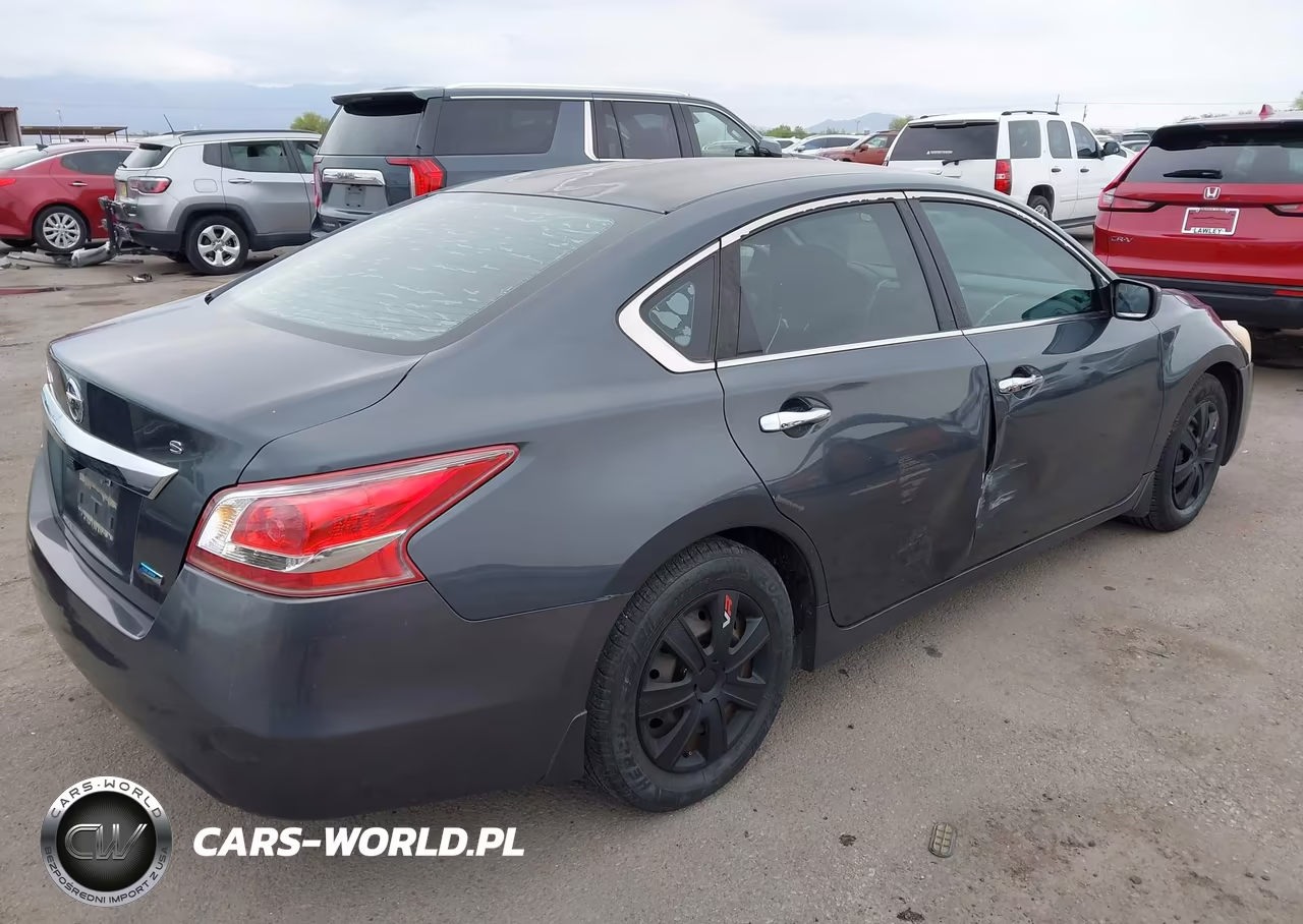 2013 Nissan Altima 2.5 S VIN:1N4AL3AP7DN494834 - 4