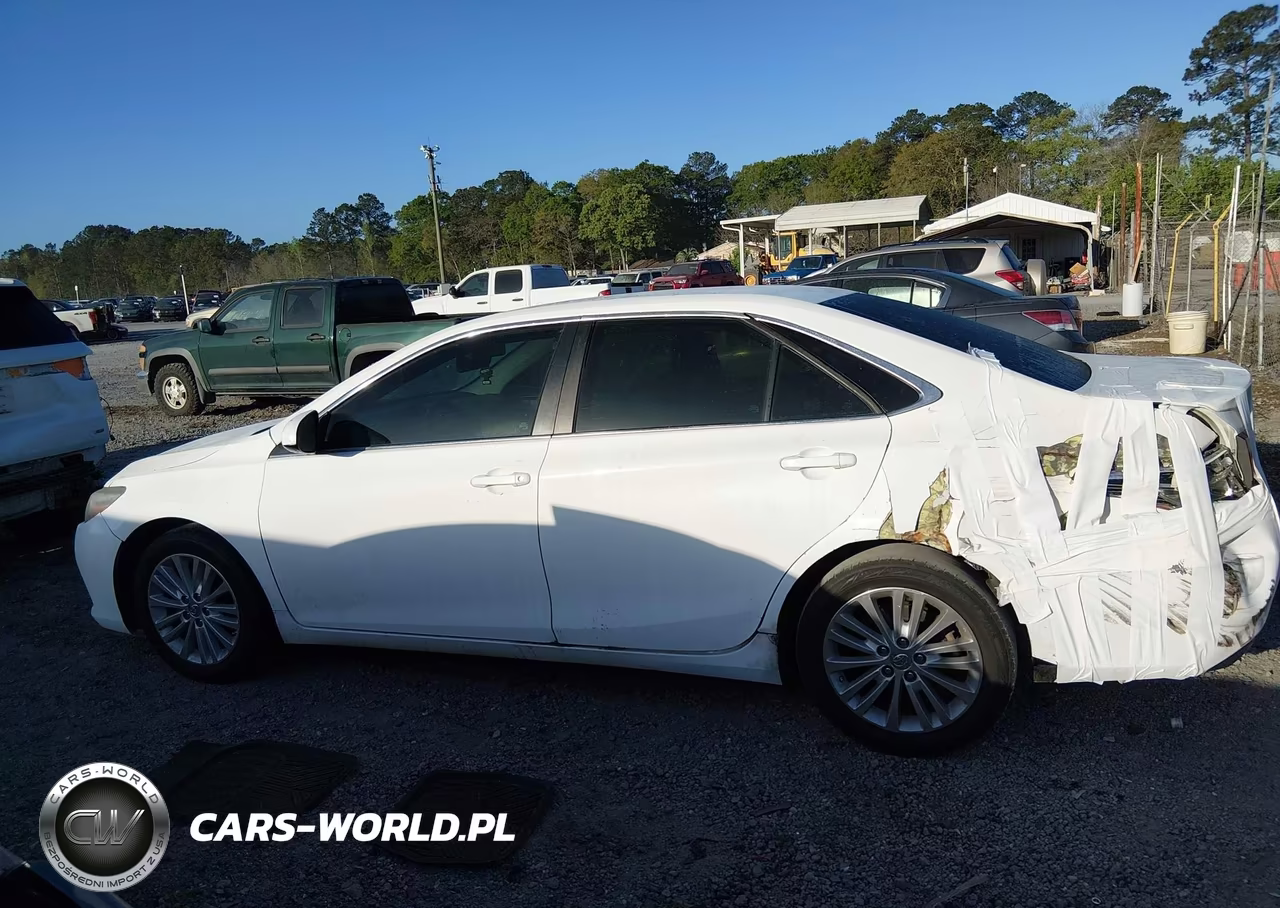 2017 Toyota Camry Se VIN:4T1BF1FK2HU390086 - 14