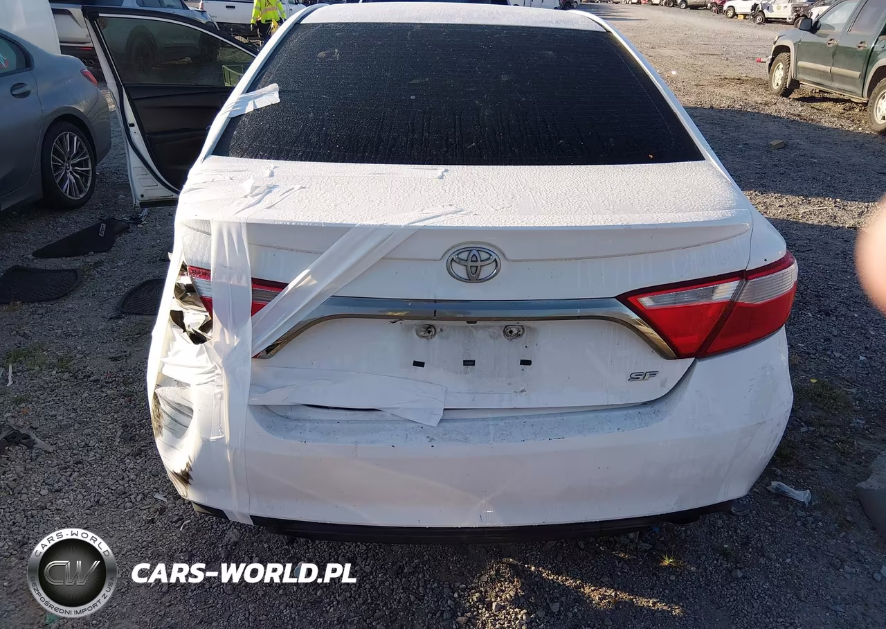 2017 Toyota Camry Se VIN:4T1BF1FK2HU390086 - 16
