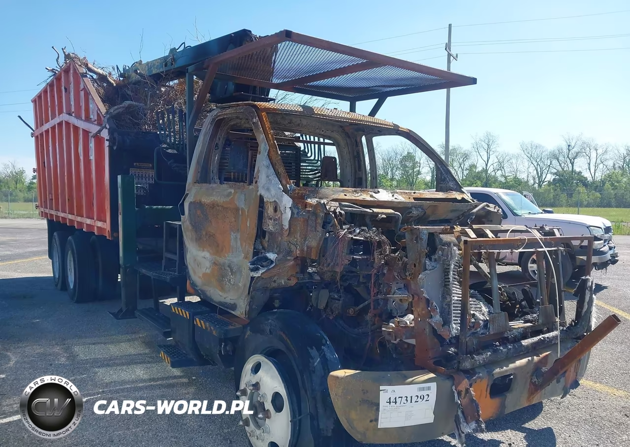 2003 Chevrolet C7500 C7C042