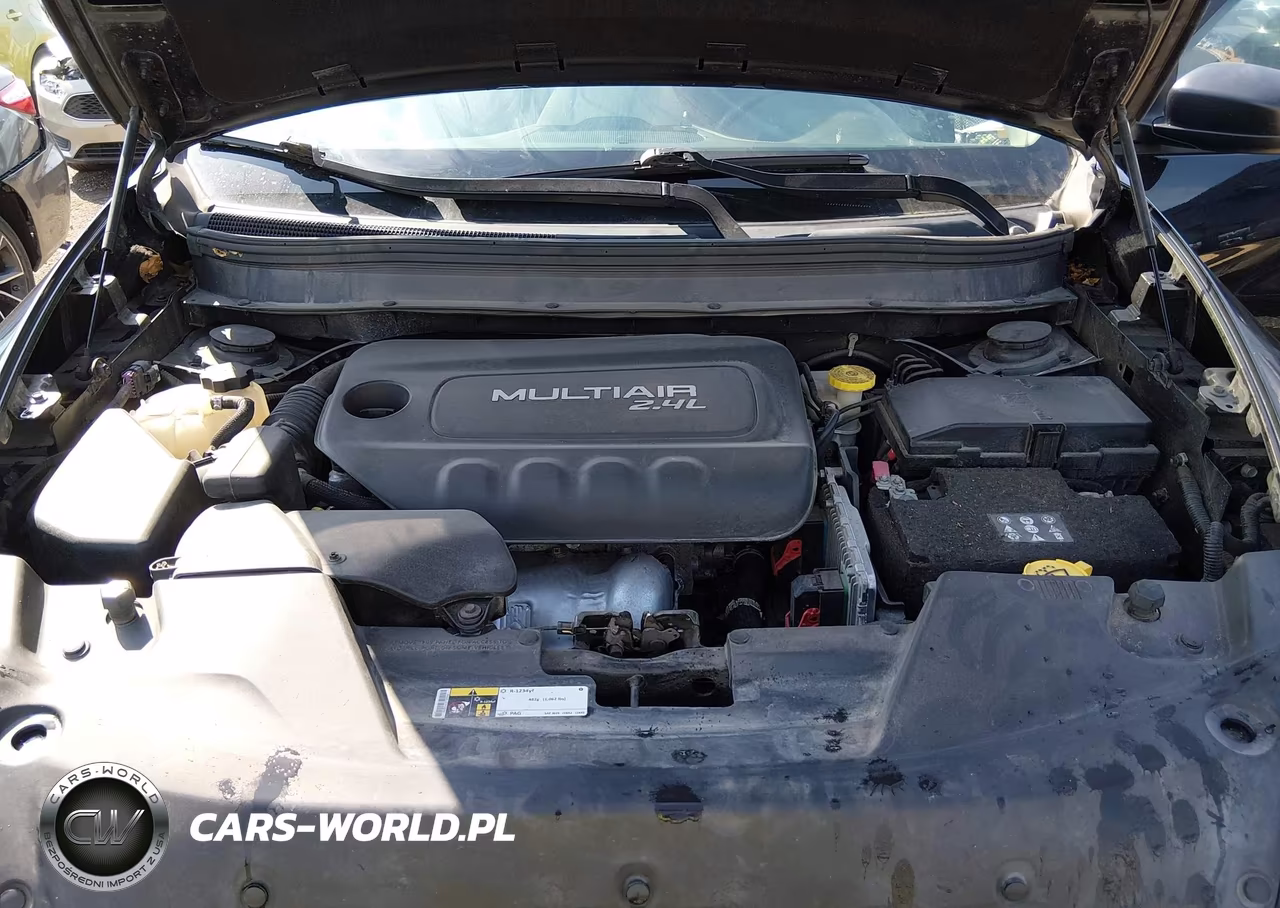 2016 Jeep Cherokee Sport VIN:1C4PJMAB3GW290034 - 10