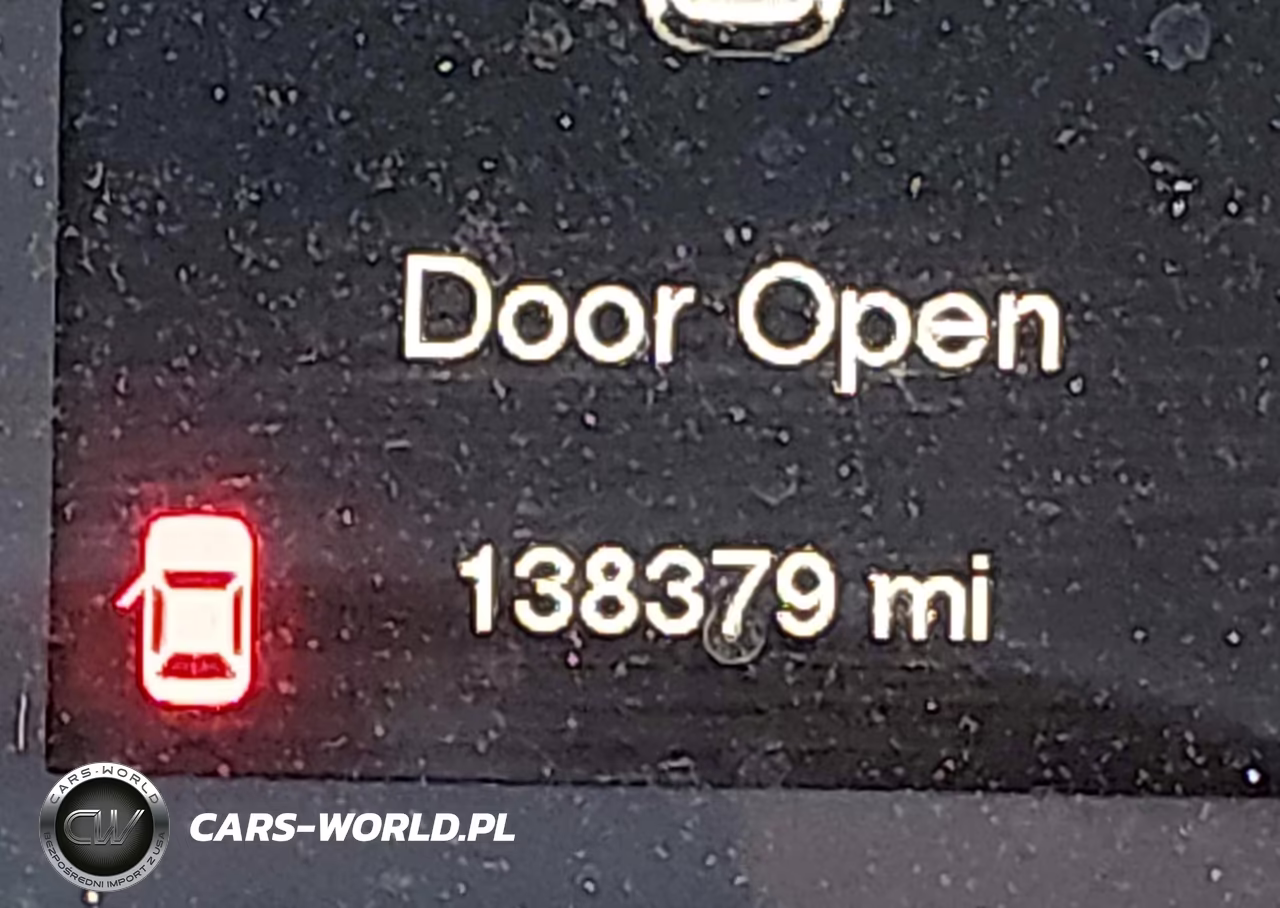 2016 Jeep Cherokee Sport VIN:1C4PJMAB3GW290034 - 15