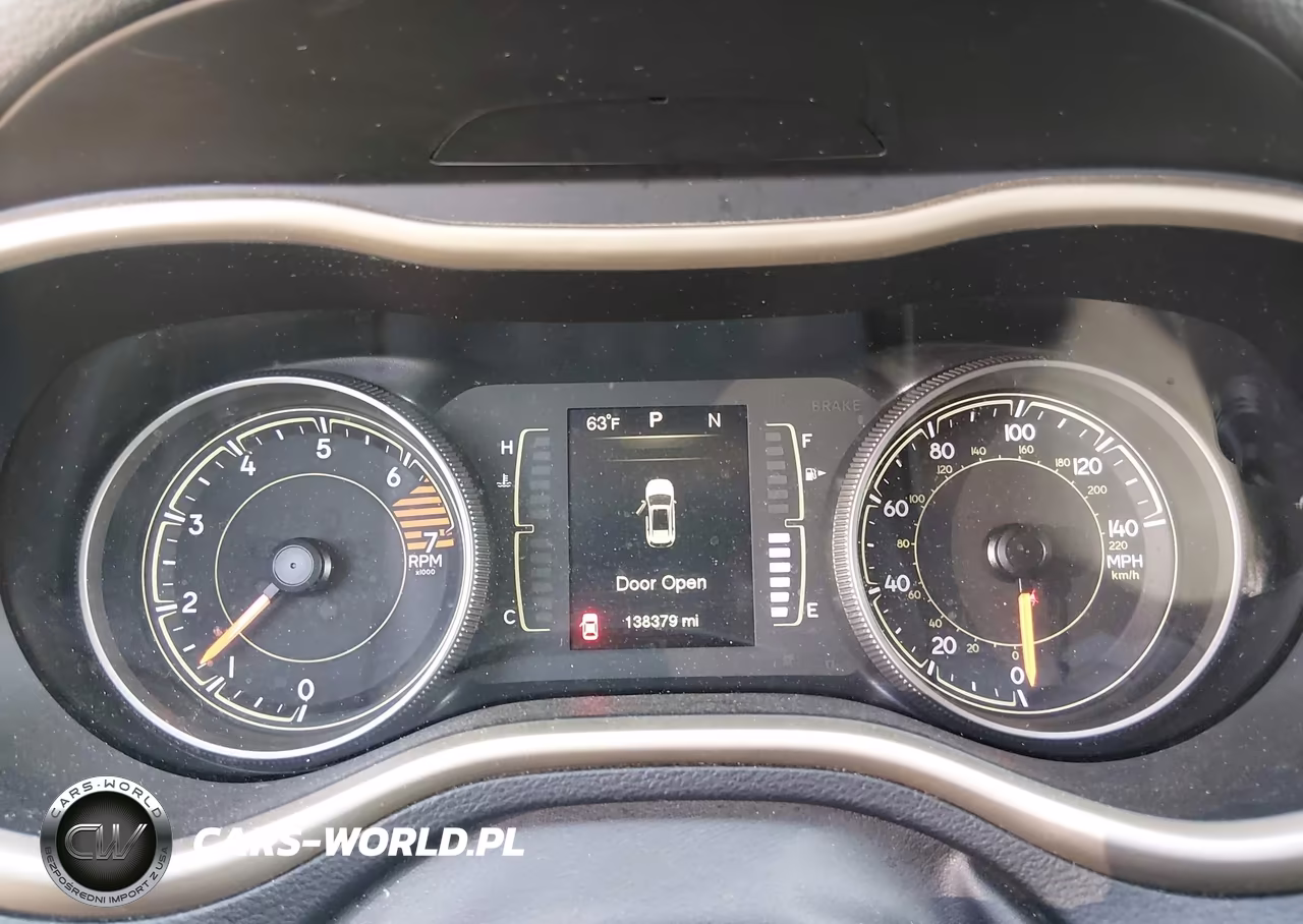 2016 Jeep Cherokee Sport VIN:1C4PJMAB3GW290034 - 7