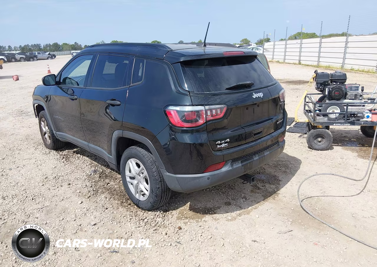 2017 Jeep New Compass Sport 4X4 VIN:3C4NJDAB2HT656595 - 3