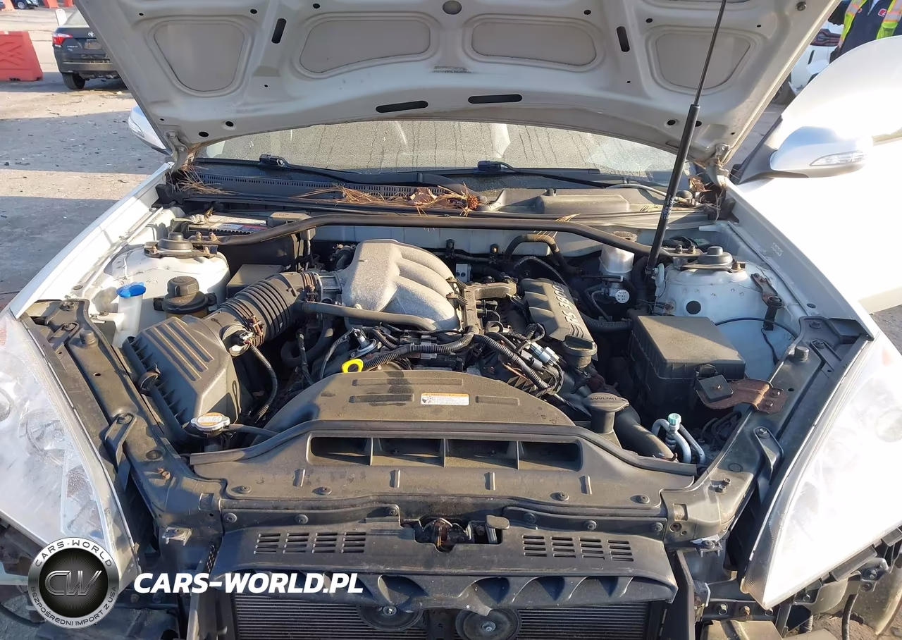 2011 Hyundai Genesis 3.8 Grand Touring VIN:KMHHU6KH7BU052052 - 10