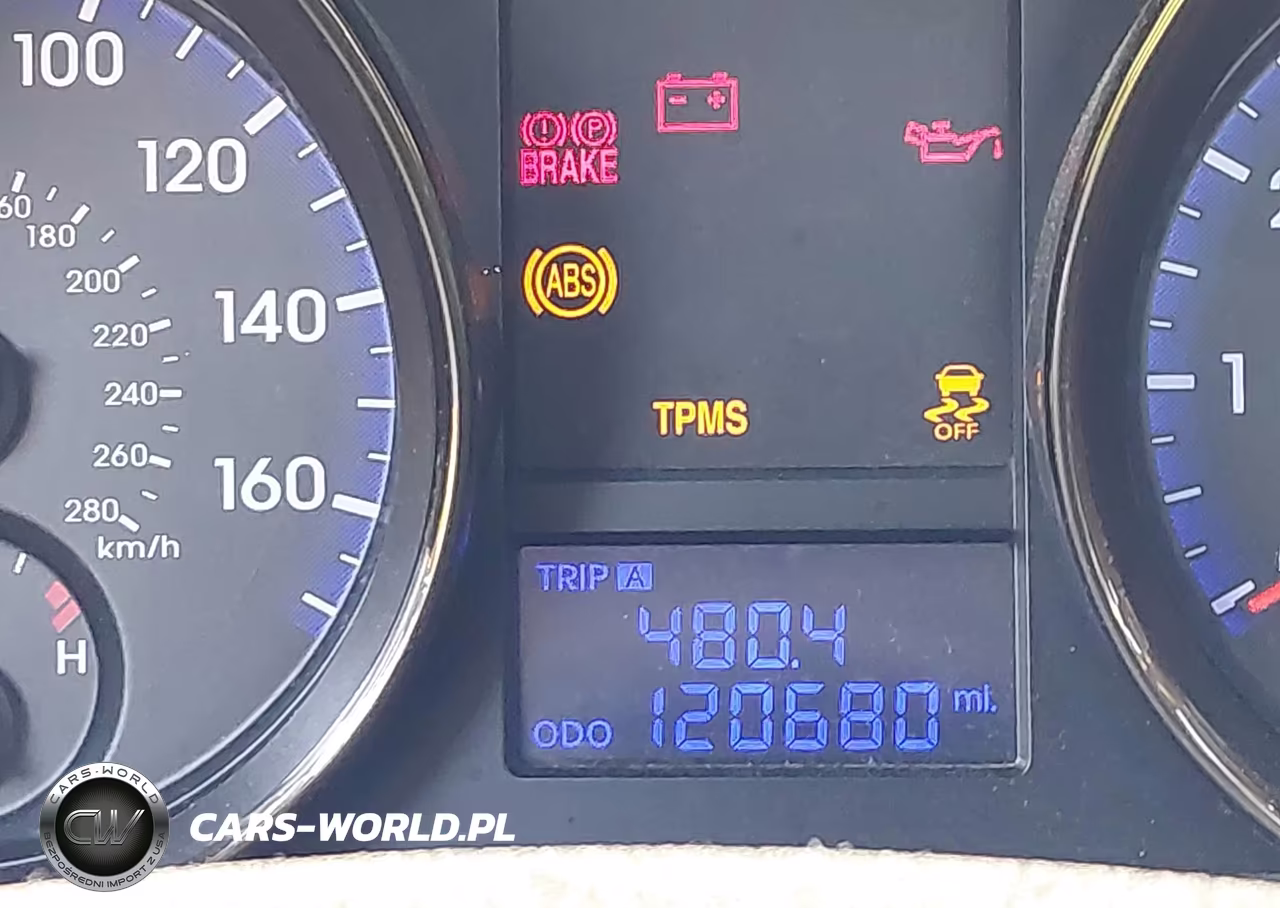 2011 Hyundai Genesis 3.8 Grand Touring VIN:KMHHU6KH7BU052052 - 15