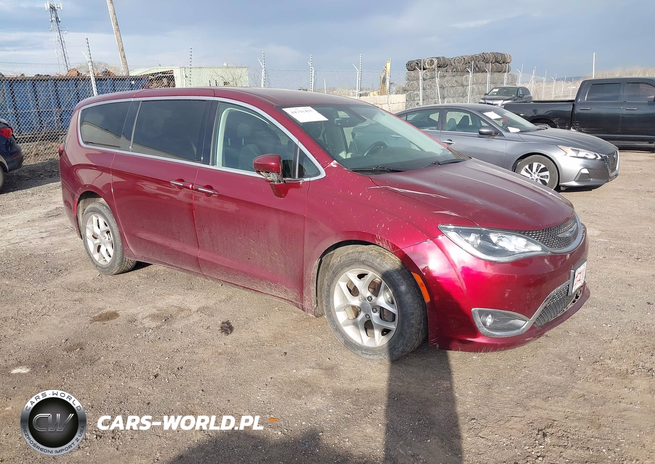 2019 Chrysler Pacifica Touring Plus