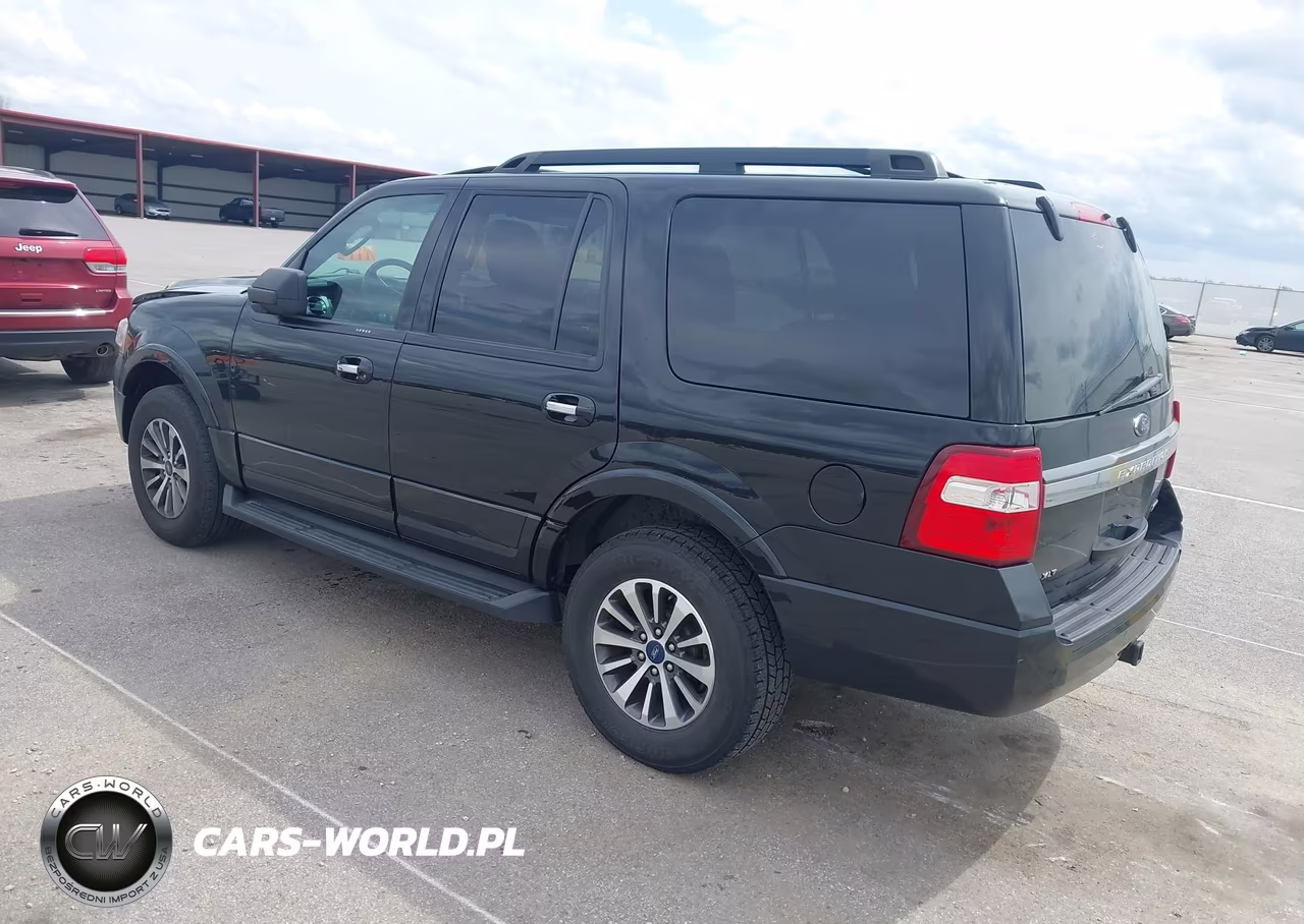 2016 Ford Expedition Xlt VIN:1FMJU1JT7GEF55995 - 3