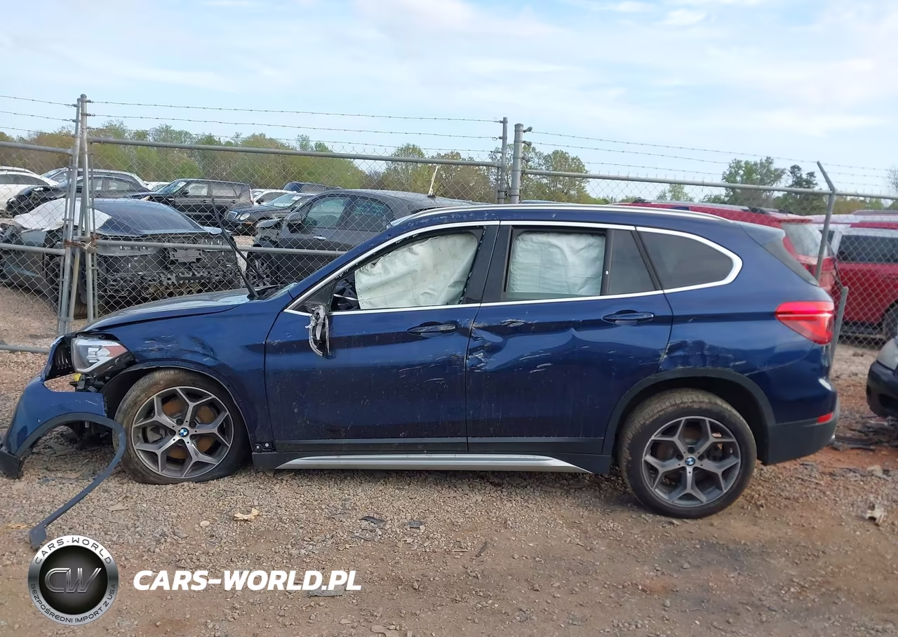 2018 BMW X1 xDrive28I VIN:WBXHT3C3XJ3H32501 - 14