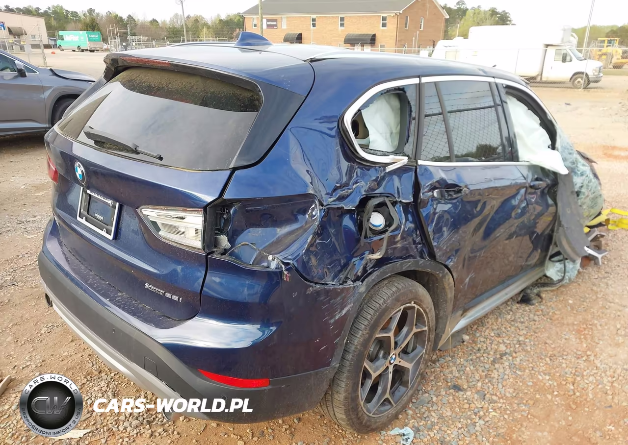2018 BMW X1 xDrive28I VIN:WBXHT3C3XJ3H32501 - 4