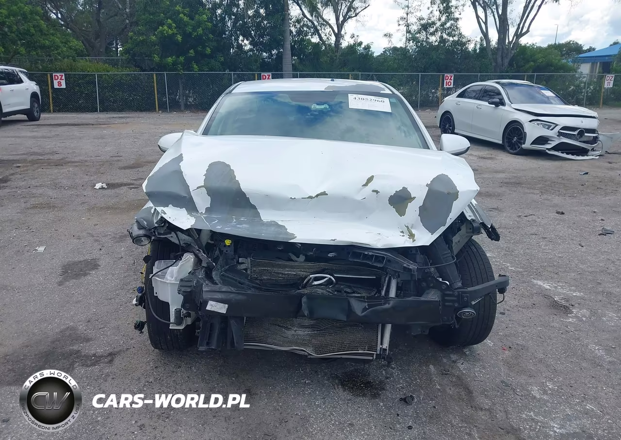 2018 Hyundai Elantra Sel VIN:5NPD84LF4JH301957 - 6
