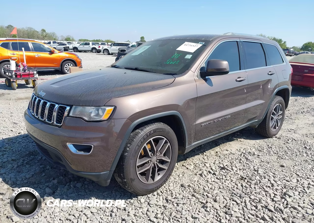 2018 Jeep Grand Cherokee Laredo E 4X2 VIN:1C4RJEAG5JC304843 - 2