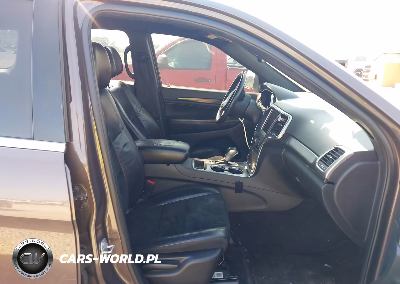 2018 Jeep Grand Cherokee Laredo E 4X2 VIN:1C4RJEAG5JC304843 - 5