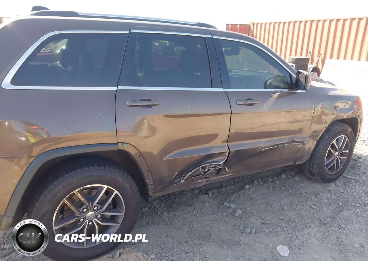 2018 Jeep Grand Cherokee Laredo E 4X2 VIN:1C4RJEAG5JC304843 - 6
