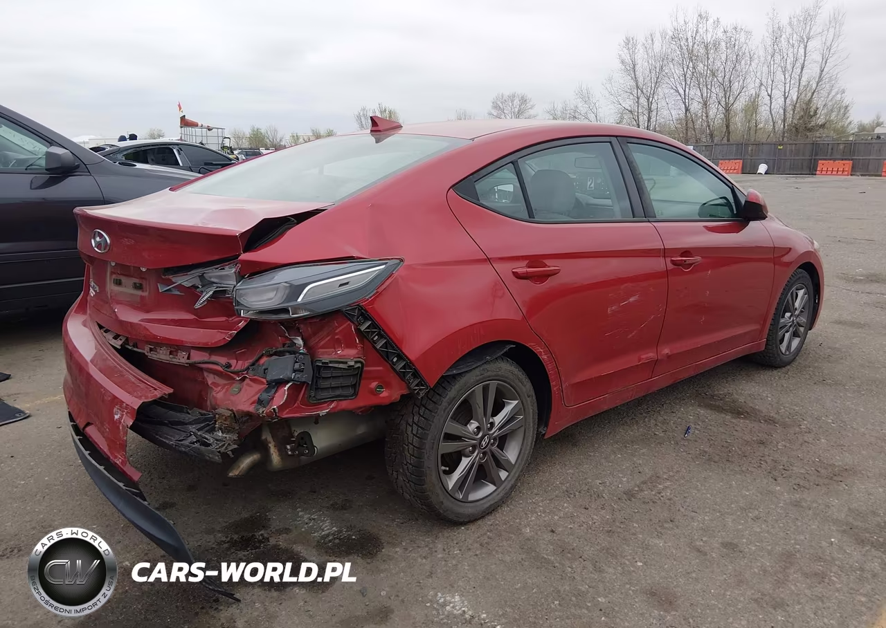 2017 Hyundai Elantra Se VIN:5NPD84LF8HH010162 - 4