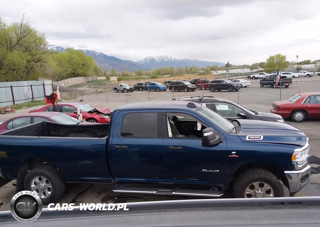 2024 Ram 3500 Big Horn 4X4 8' Box VIN:3C63R3HL1RG112115 - 13