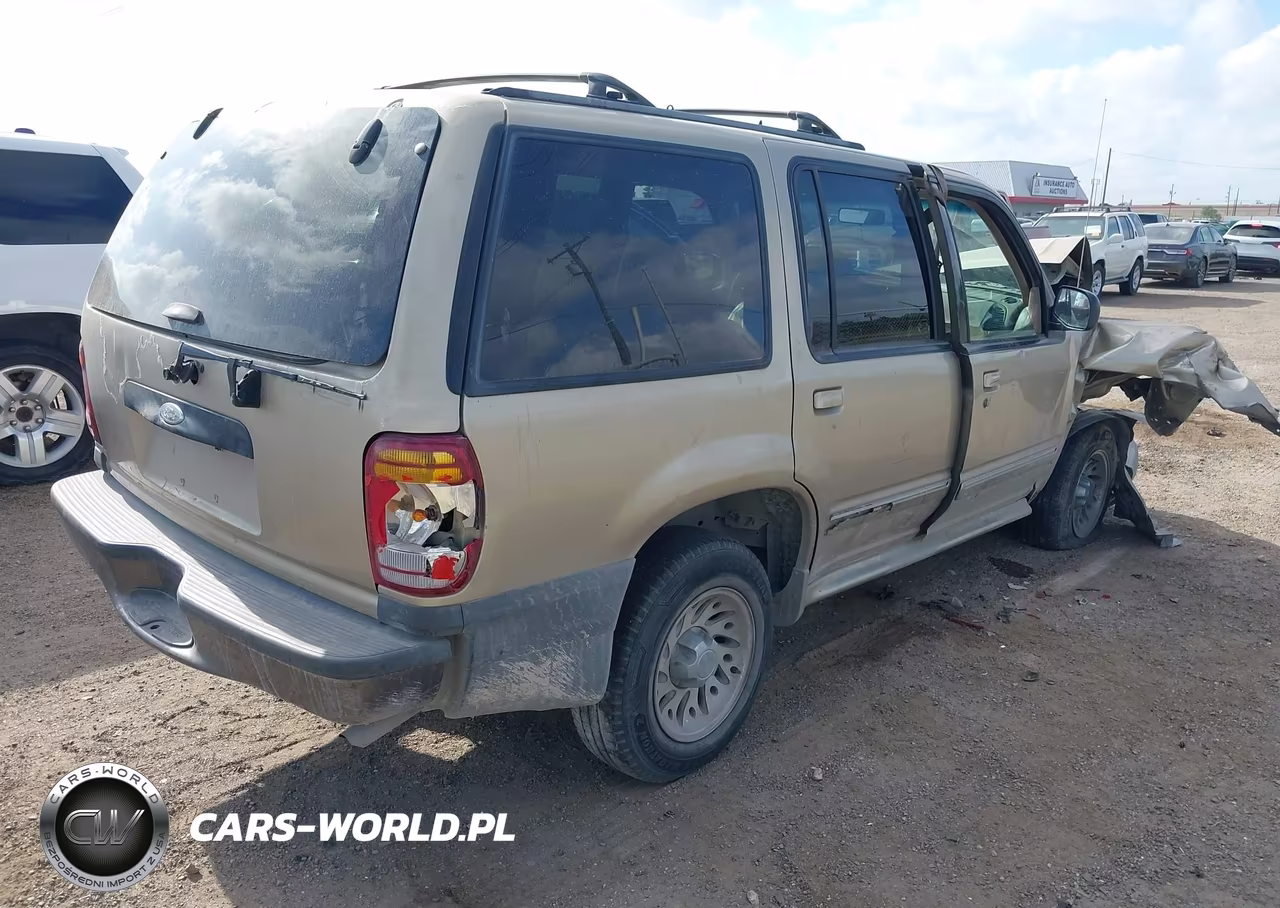 2000 Ford Explorer Xls VIN:1FMZU62X3YUA80919 - 4