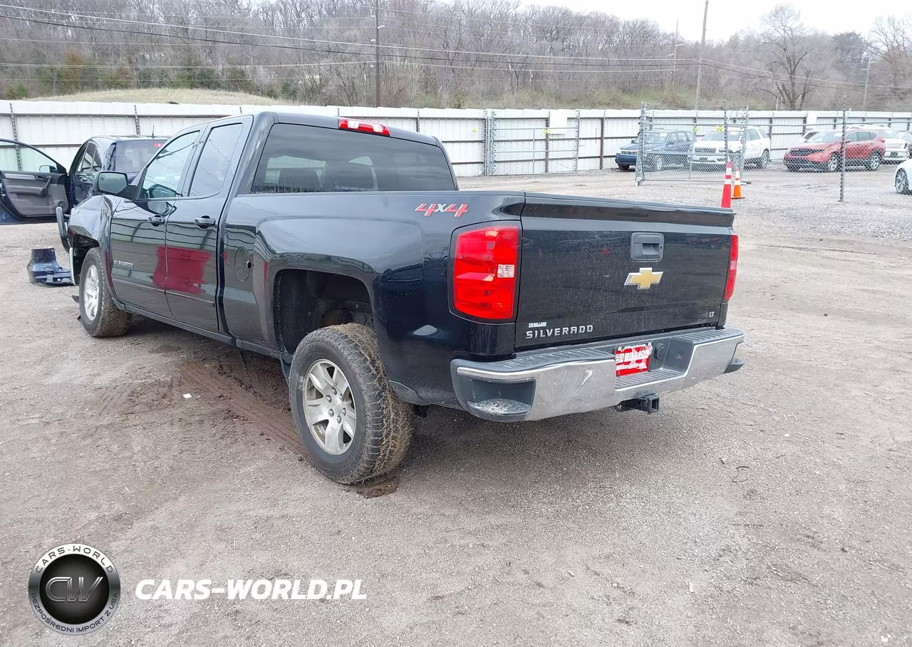 2018 Chevrolet Silverado 1500 1Lt VIN:1GCVKREC1JZ111547 - 3