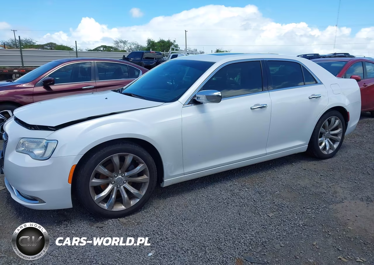 2016 Chrysler 300C VIN:2C3CCAEG8GH141554 - 2