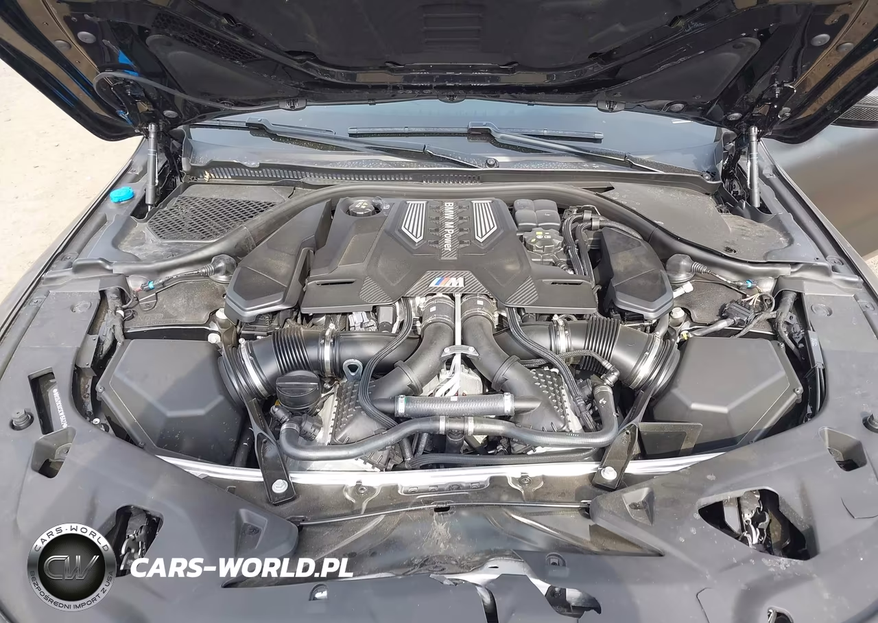 2025 BMW M8 Competition VIN:WBSDZ0C0XSCW15622 - 10