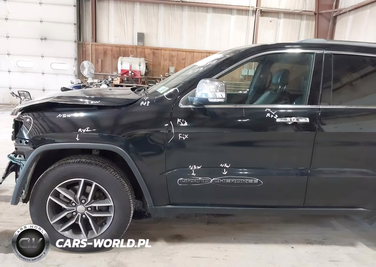 2018 Jeep Grand Cherokee Limited 4X4 VIN:1C4RJFBG3JC441073 - 17
